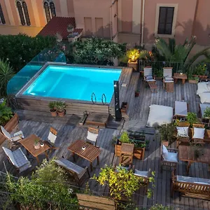 Hotel Palm Gallery ***